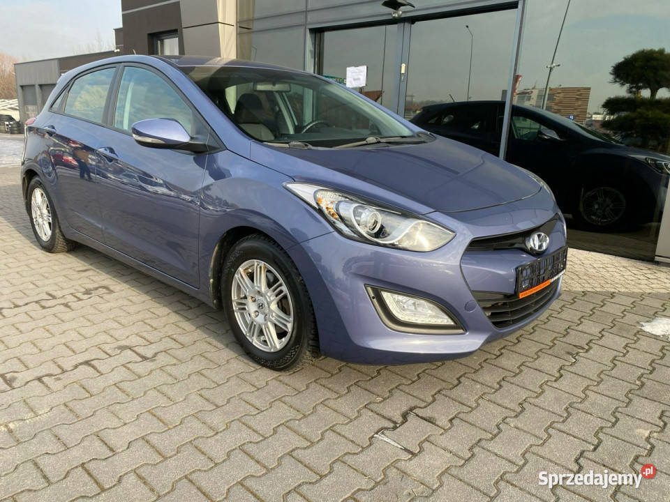 Hyundai i30 LEDklimatronic podgrz fot AUTOMAT Żory