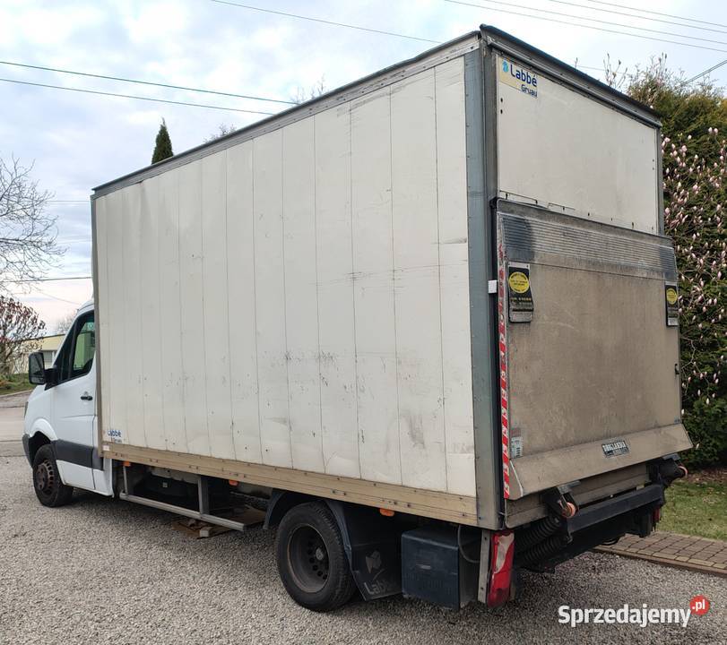 Kontener plus winda Dhollandia 750 2012 sprinter dostawcze Sandomierz
