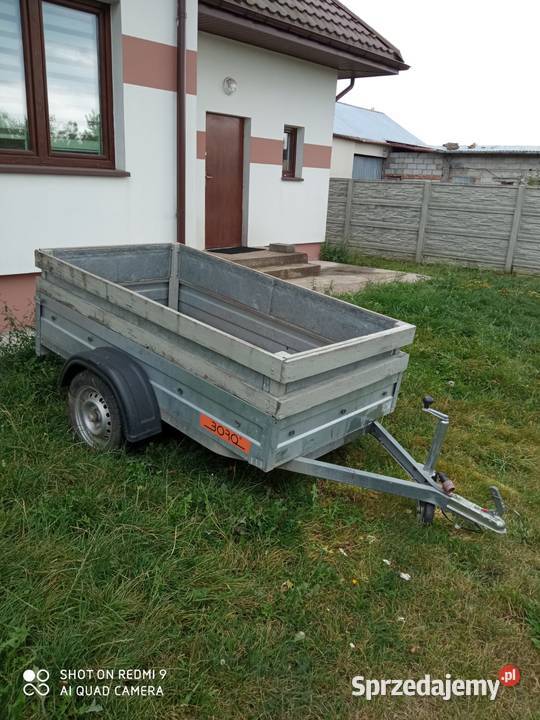 Przyczepka samochodowa Uwieliny