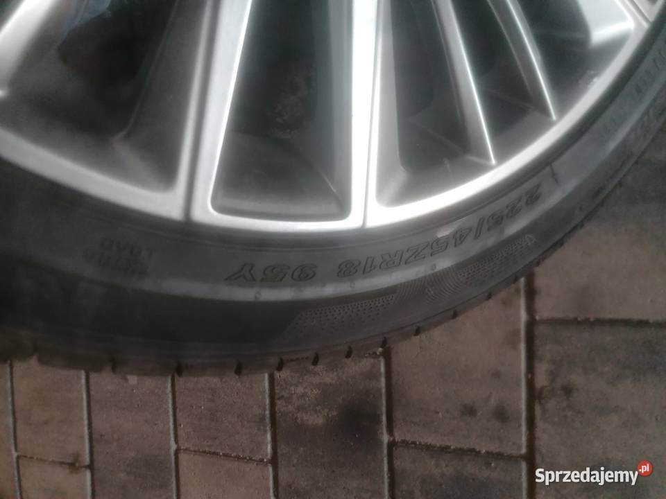 Felgi z ładnymi oponami 22545r18 95y Toyota świętokrzyskie Skarżysko-Kamienna sprzedam