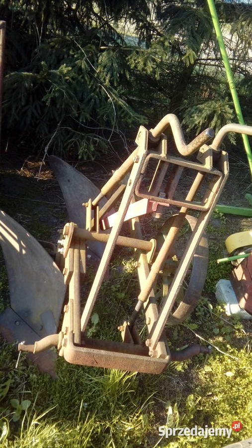 pług 2 skibowy Pz1 Agromet Grudziądz sprzedam nieuszkodzony Skarszewy