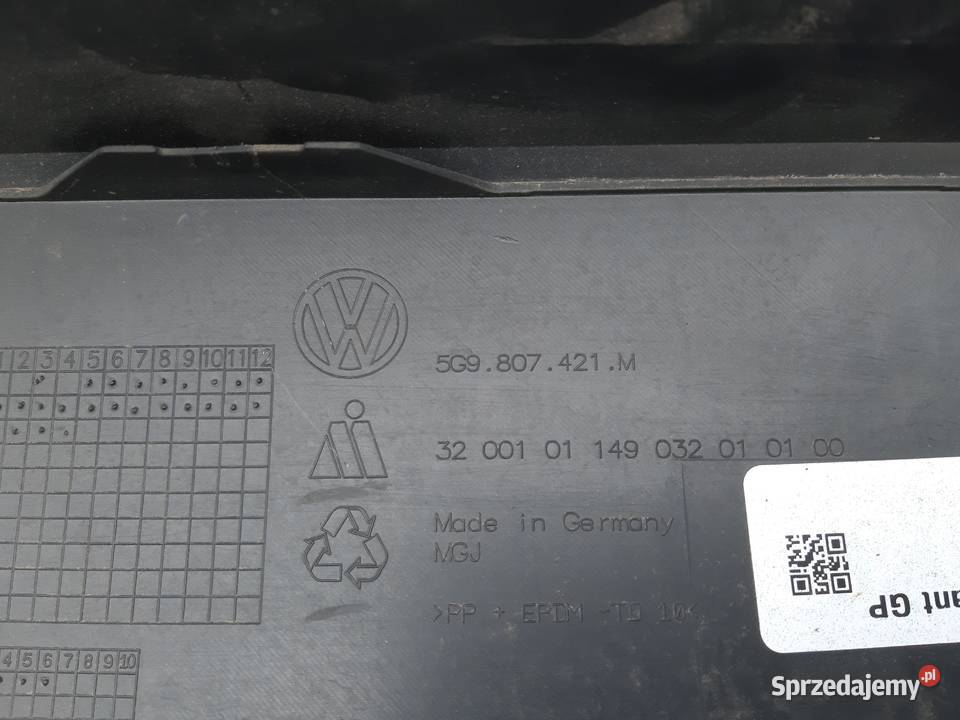 VW GOLF VII 7 LIFT KOMBI ZDERZAK TYŁ TYLNY PDC Bieleń