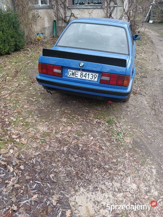 bmw e30 fajny fajny stan pomorskie Łęczyce