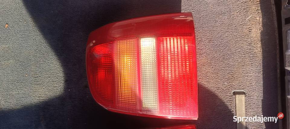Lampy Tył Prawa Lewa Audi A4 B5 Avant a7 Lampy tylne
