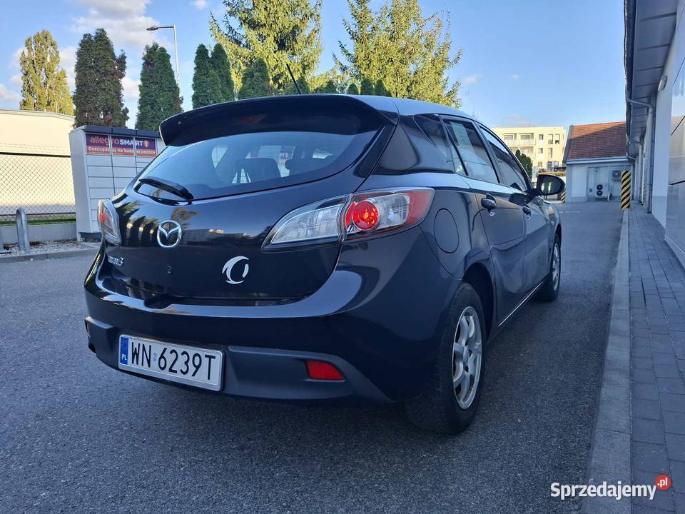 Mazda 3 16 benzyna niski przebieg Szwajcaria nieuszkodzony Warszawa sprzedam