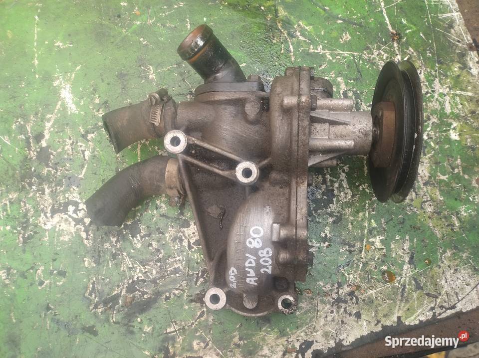 VW GOLF III AUDI 80 pompa wody obudowa 18 20 osobowe Kielce