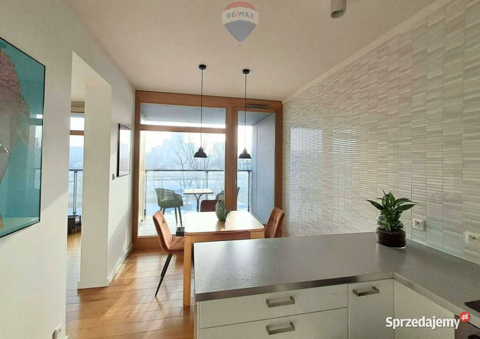 3 pokoje 19 Dzielnica Metro 64m2