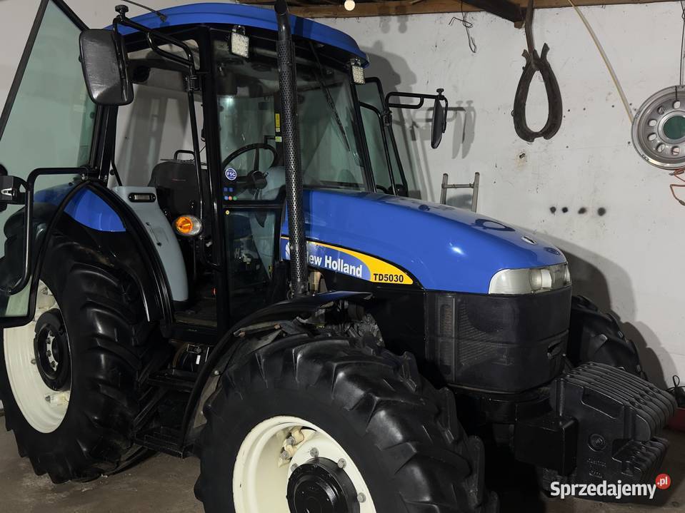 Ciągnik Holland TD5030 20101włPneumatykaTD80 Łowicz