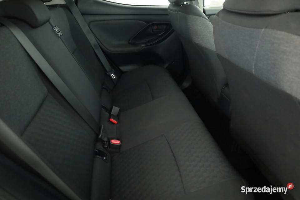 Toyota Yaris 15 VVTi Hybrid nieuszkodzony Yaris Piaseczno sprzedam