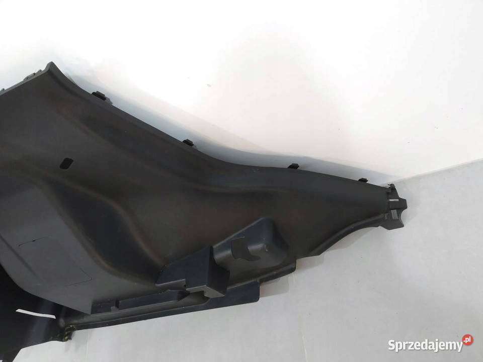 TAPICERKA BOCZEK BAGAŻNIKA LEWY TYŁ Suzuki