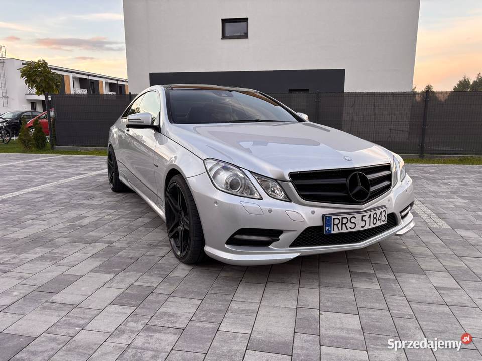 MercedesBenz Klasa E W207 C207 e350 v6 Mała