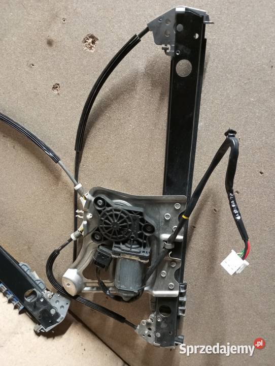 PODNOŚNIK SZYBY LEWY PRZÓD MERCEDES W220 małopolskie Tarnów