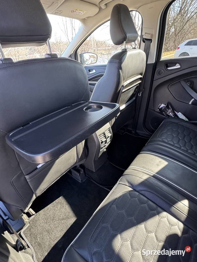 zadbany samochód SUV