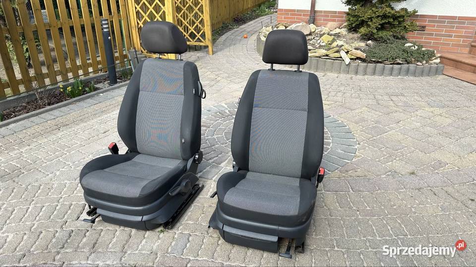 Komplet Foteli z Konsolami Schowkiem z Caddy IV Rok produkcji 2016