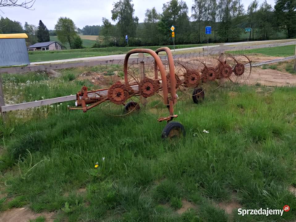 Zgrabiarka 7 gwiazd Maszyny rolnicze lubelskie Szczebrzeszyn