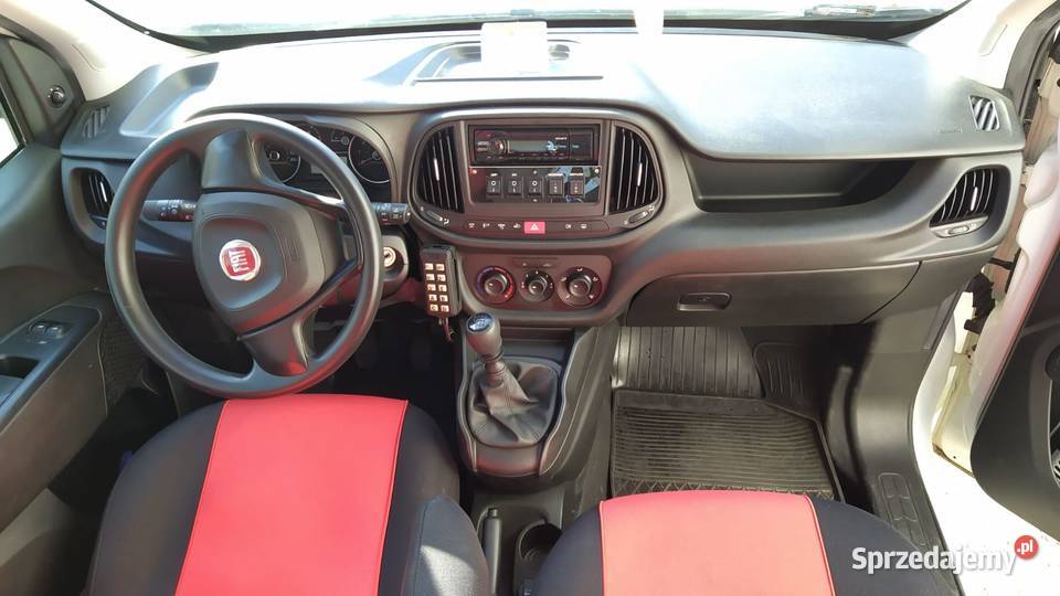 Ambulans karetka Fiat DOBLO stan Kielce