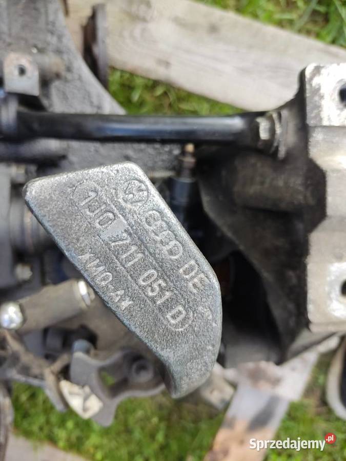 Części golf 4 19 TDI 90 Pozostałe Cynków