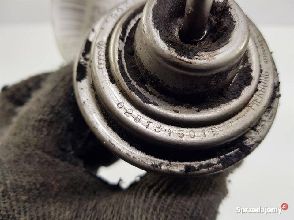 ZAWÓR EGR AUDI A4 B5 028131501E Lipno
