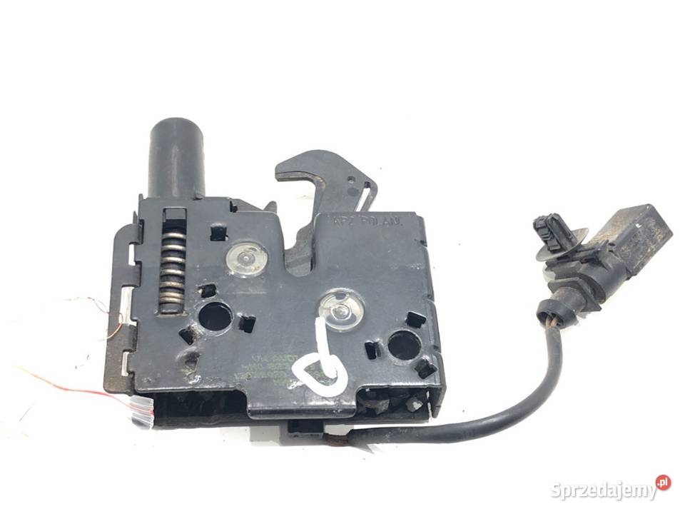 ZAMEK MASKI PRAWY AUDI A8 D5 SedanLimuzyna