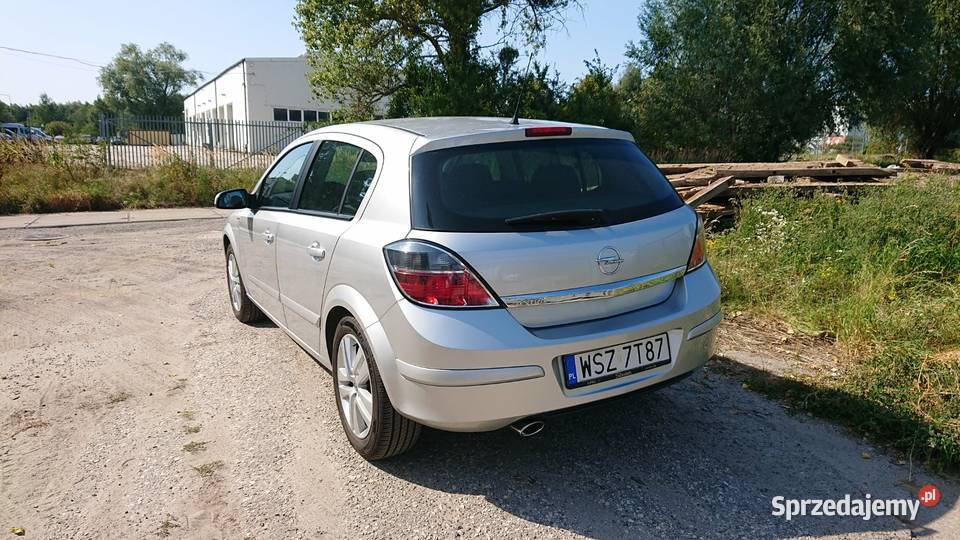 Opel Astra H 2008 16 benzyna Szydłowiec