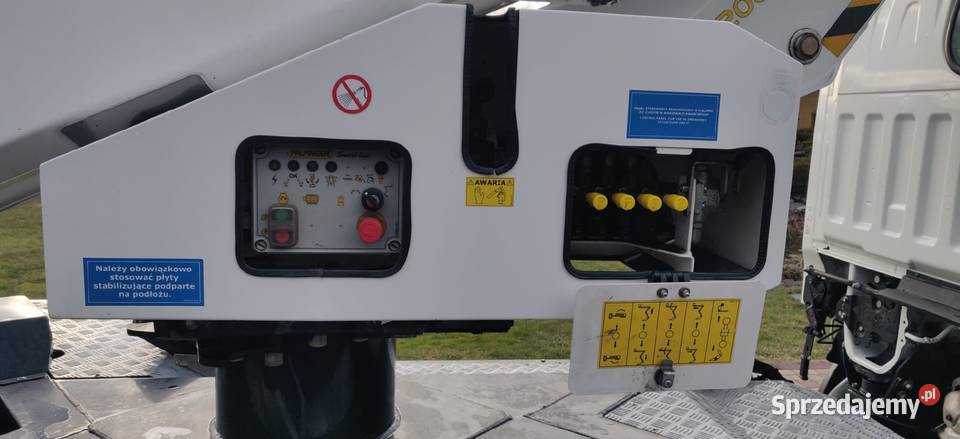 Nissan CABSTAR NT40 PALFINGER 20m PODNOŚNIK Dźwigi, podnośniki Łask