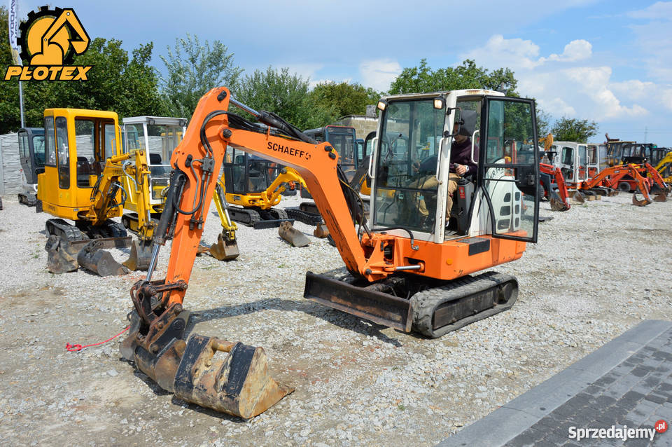 Mini koparka SCHAEFF HR14 3000 3Łyżki