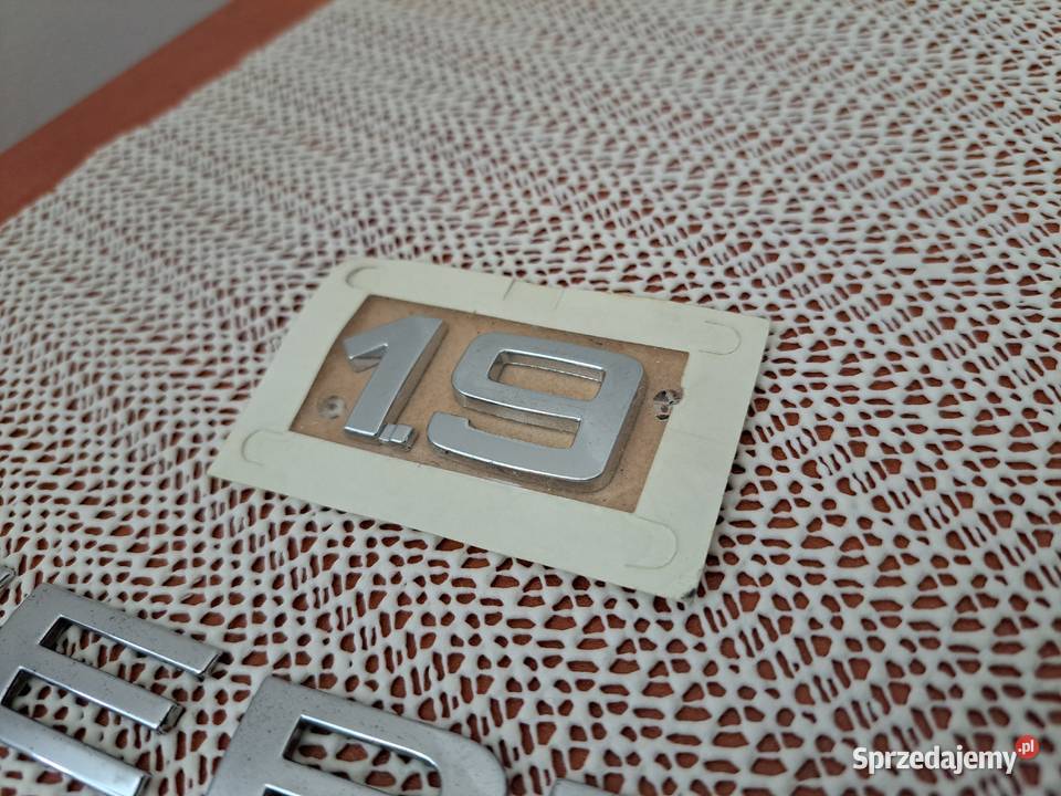 Logo emblemat napis Seat 19 TDi Radom