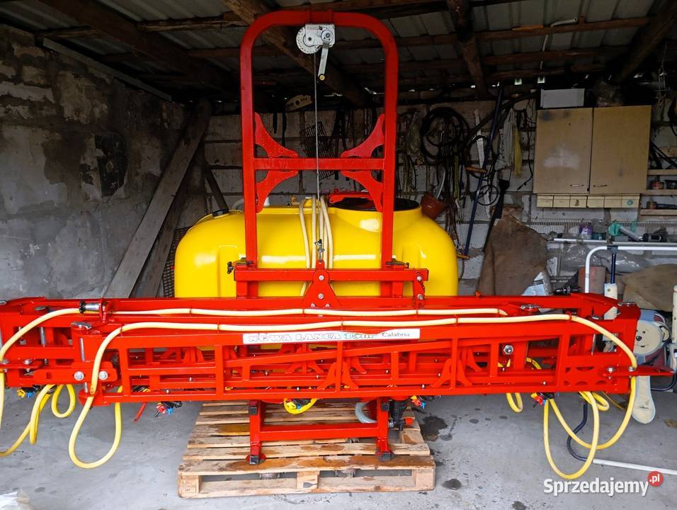 Biardzki zawieszany opryskiwacz 600L Belka 15M Działdowo