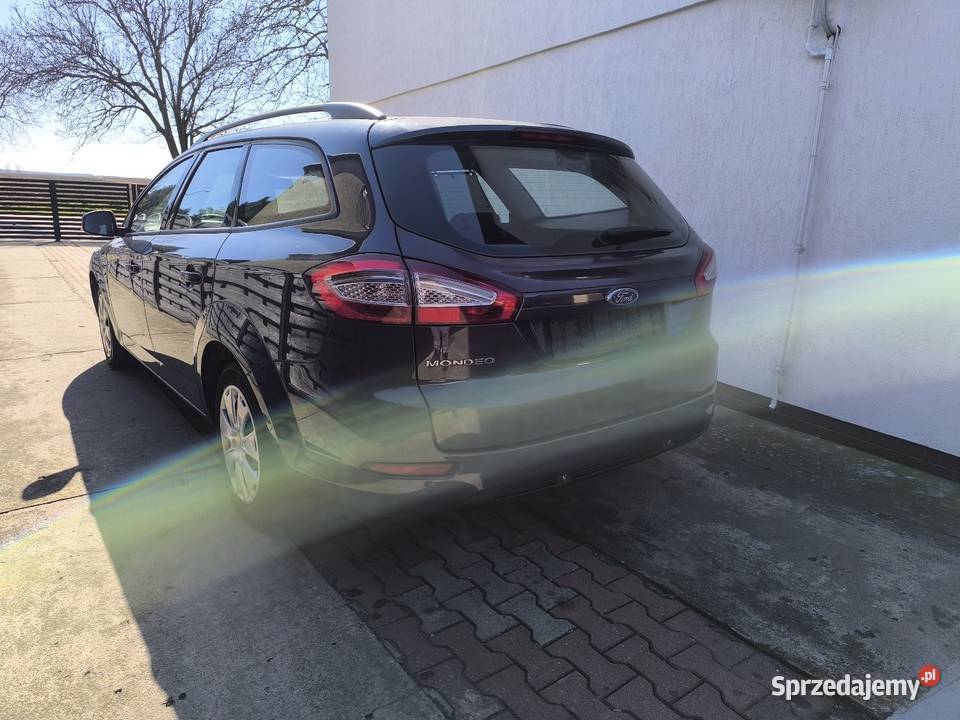 Sprzedam Ford Mondeo MK4 lift 16 benzyna 120 serwisowany w ASO Drążek