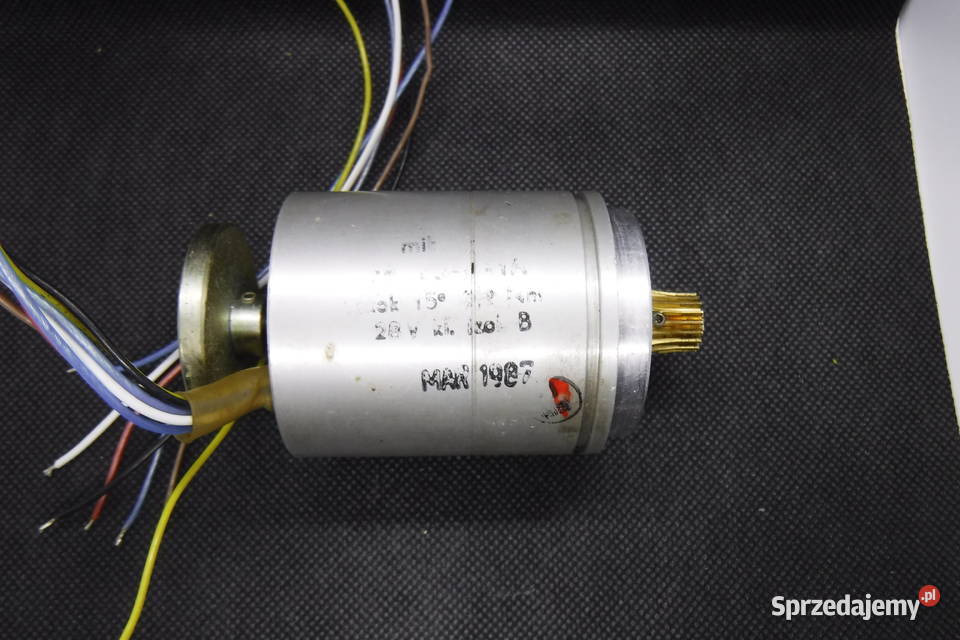 FB2041A Mikroma silnik 28V skok 15 02Nm z Części i akcesoria sprzedam