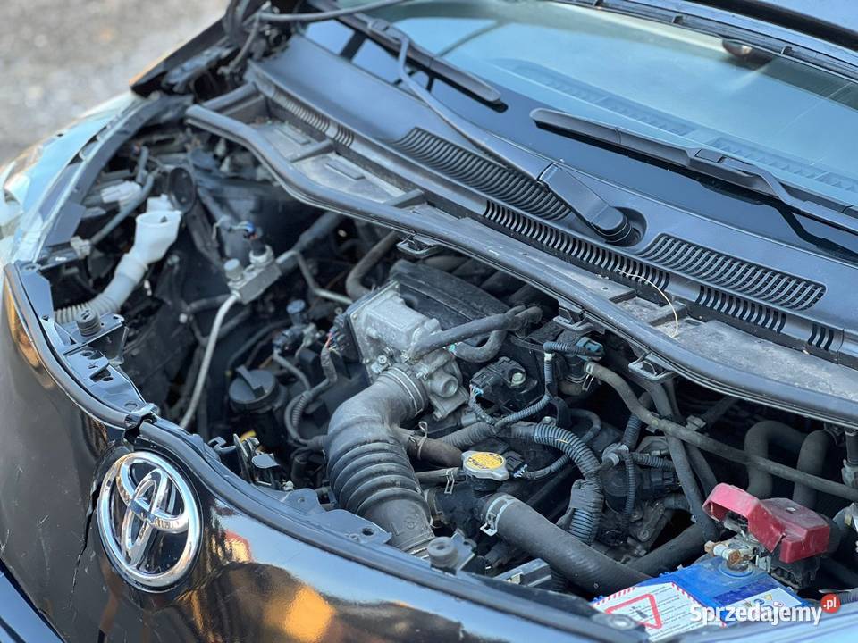 Toyota IQ 10 świeżo sprowadzona Ostrowiec Świętokrzyski
