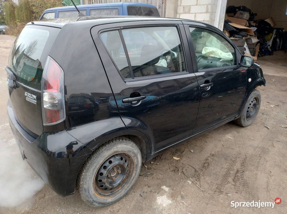 Daihatsu Sirion II Wersja Momo 13 B 2008r Lak Elbląg