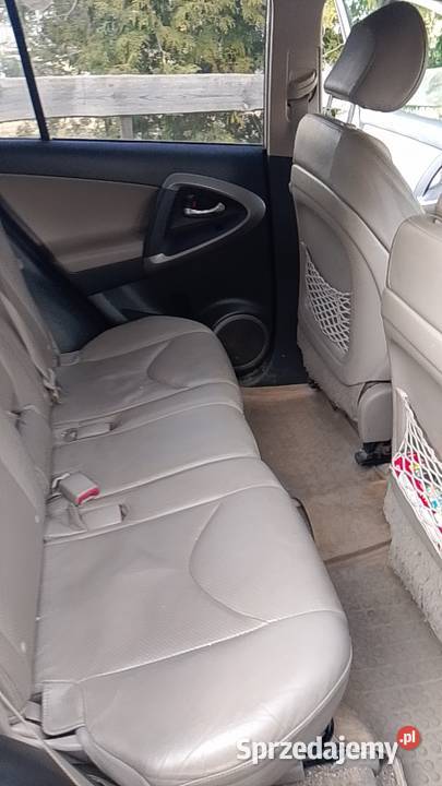 Samochód osobowy tovota rav 4 177KM sprzedam