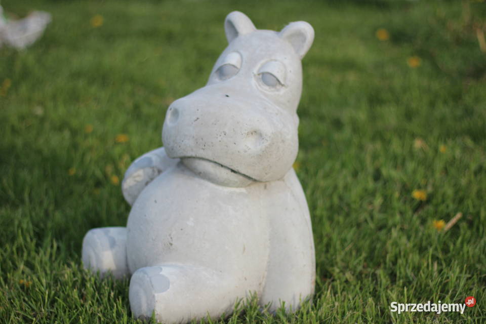 Figury rzeźby ogrodowe betonowe hipopotan Goliszów sprzedam
