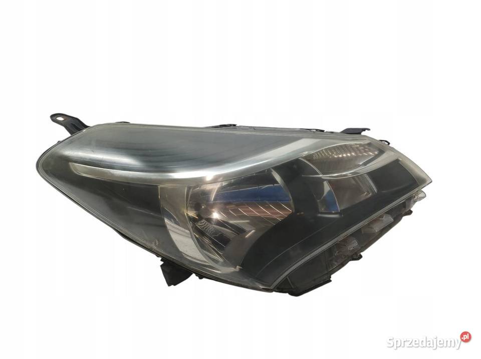 LAMPA PRZÓD PRAWA LIFT FL Toyota Yaris III 2011 Rok produkcji 2014 świętokrzyskie