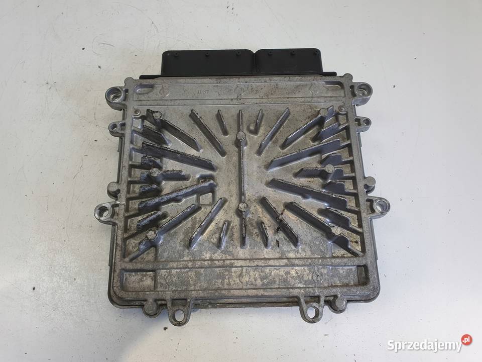 Volvo V40 II 20 D3 STEROWNIK SILNIKA komputer Chełm