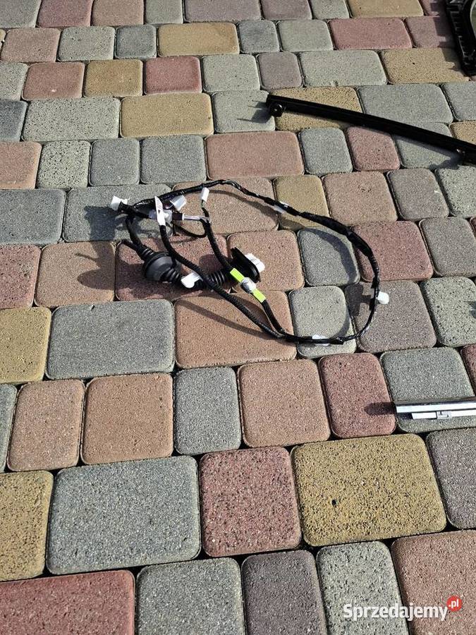 części z demontażu drzwi prawe przód i tył z Rzeszów