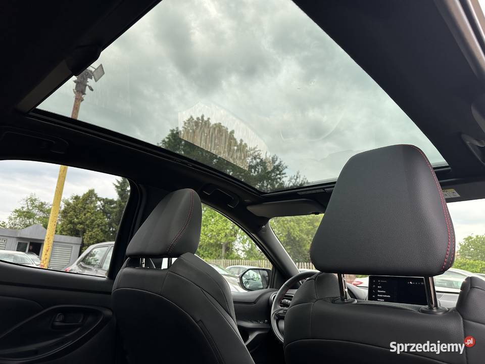 Toyota Yaris Hybryda GRVIP SKYVIEWSalonPLIWŁ Samochody osobowe mazowieckie Warszawa