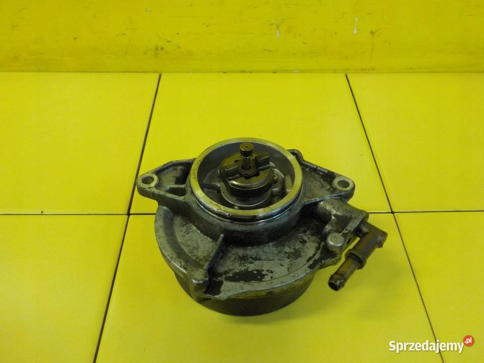 AUDI A5 Q5 30 TDI 10r 239 CAP pompa vacum Suków