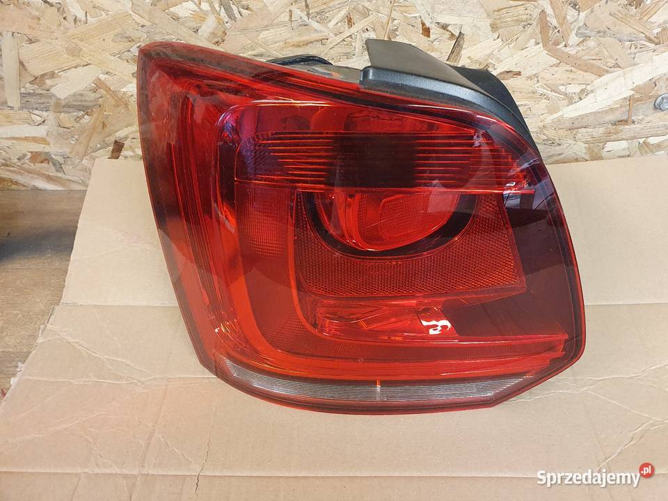 VW POLO V 6R LAMPA LEWA TYLNA LEWY TYŁ 6R0945095 Międzychód