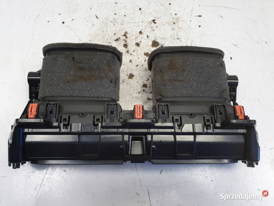 Toyota Corolla XII E21 ŚRODKOWA KRATKA NAWIEWU Rudka