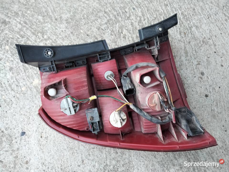 Lampa tył prawa kia sportage 2 Jasło