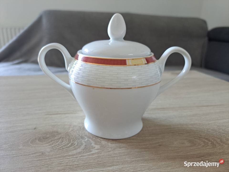 Cukierniczka porcelanowa z czasów PRLu WAZA Cukiernice mazowieckie Radom