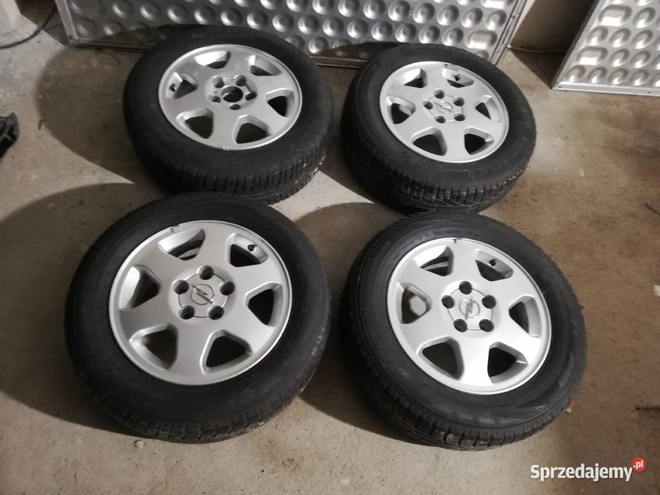 Felgi Opel 5x110 6Jx15H2 ET43 Opony 2 5 2 4 Zbaków Górny sprzedam