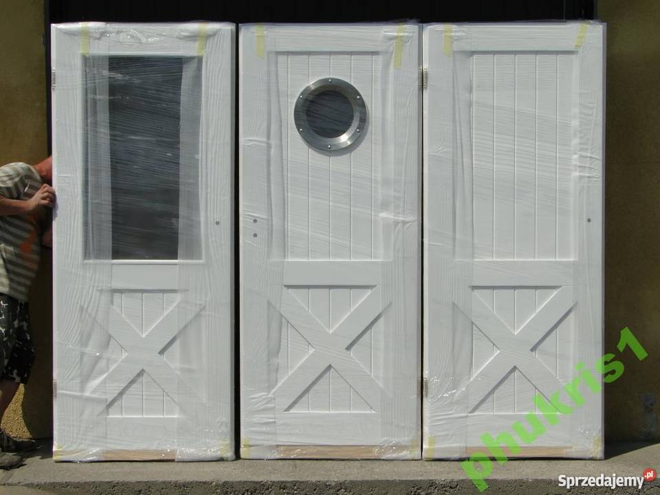 DRZWI WEWNETRZNE DREWNIANE BIAŁECZARNE Z BULAJEM Ciche