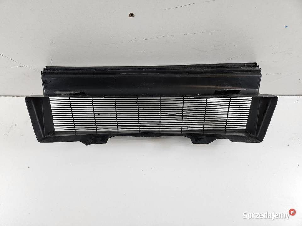 PORSCHE 992 KIEROWNICA WLOT POWIETRZA PRZÓD Międzychód