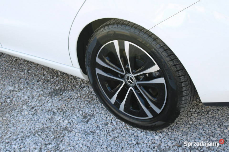 Mercedes CLA 200 Kamera Navi netto 103 985 PLN