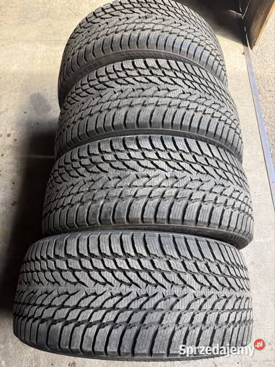 Opony Zimowe 23540R19 NOKIAN SNOWPROOF 1 Opony Trzyciąż