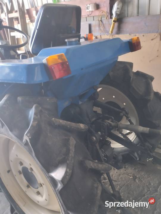 mini ciągnik ISEKI TU 225 Osmolice Drugie
