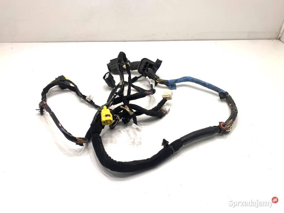 WIĄZKA DRZWI PRZÓD LEWY HYUNDAI i20 II osobowe Drzwi sprzedam